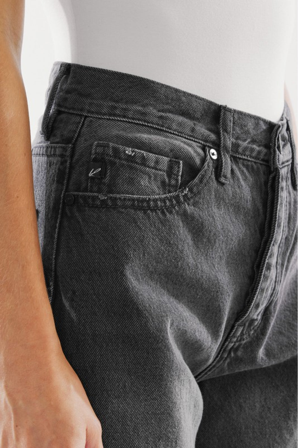 Amanda - Kancan High Waist Distressed Knee Jeans