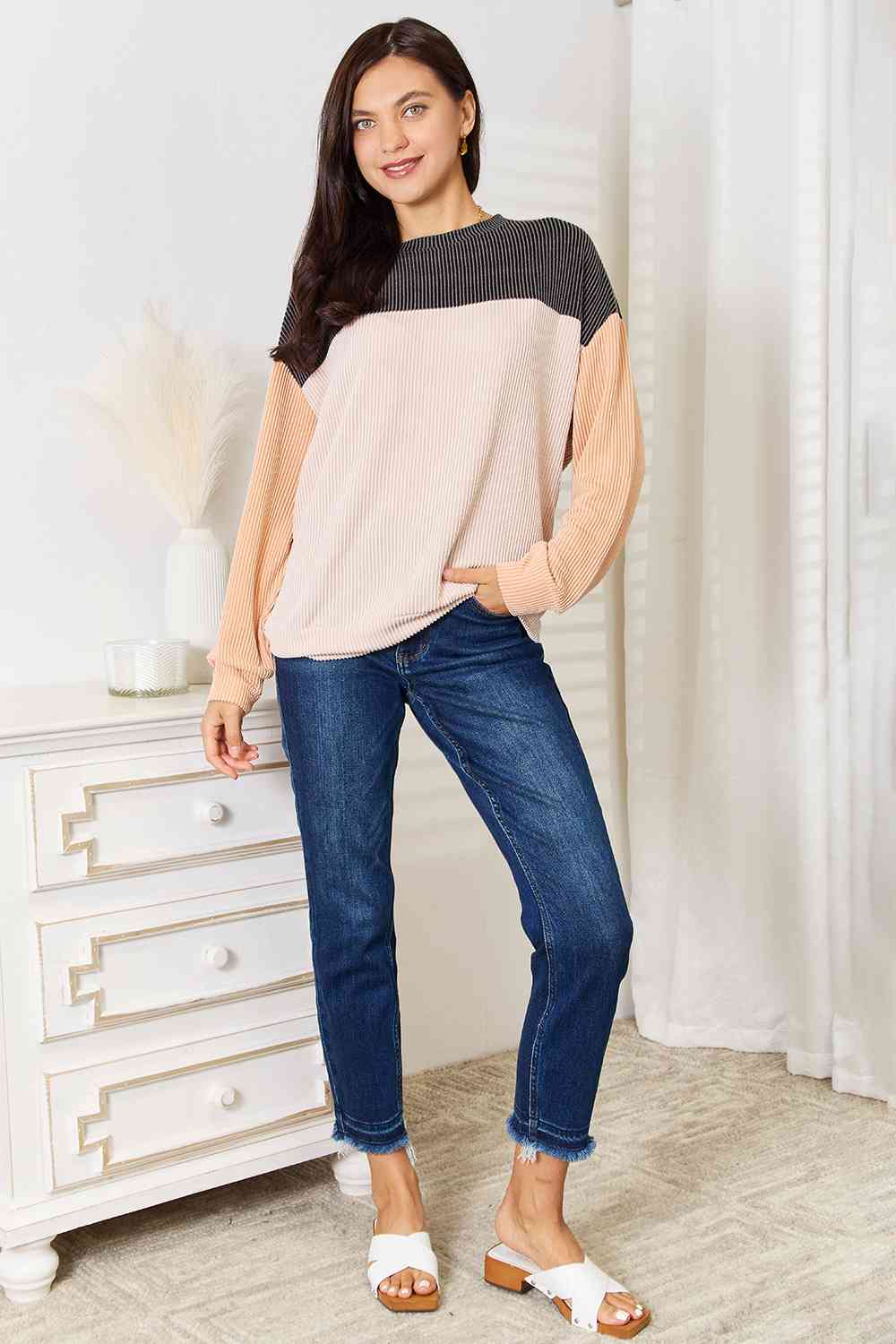 Laura - Color Block Dropped Shoulder T-Shirt