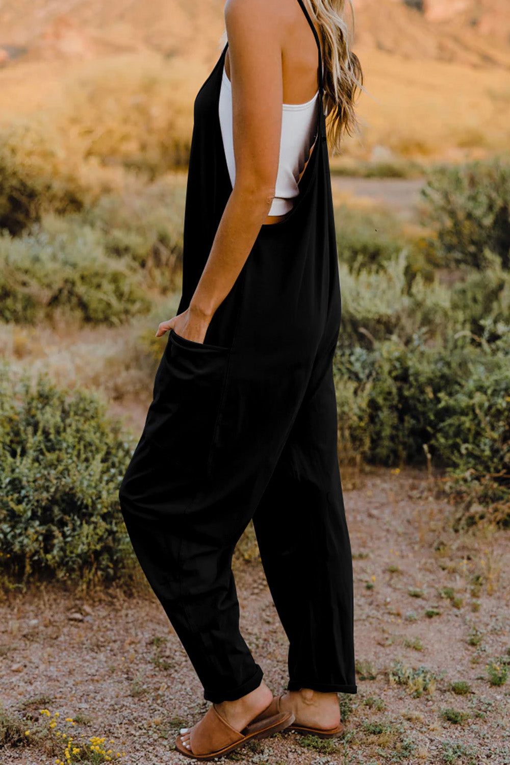 Essie - V-Neck Sleeveless Jumpsuit with Pocket