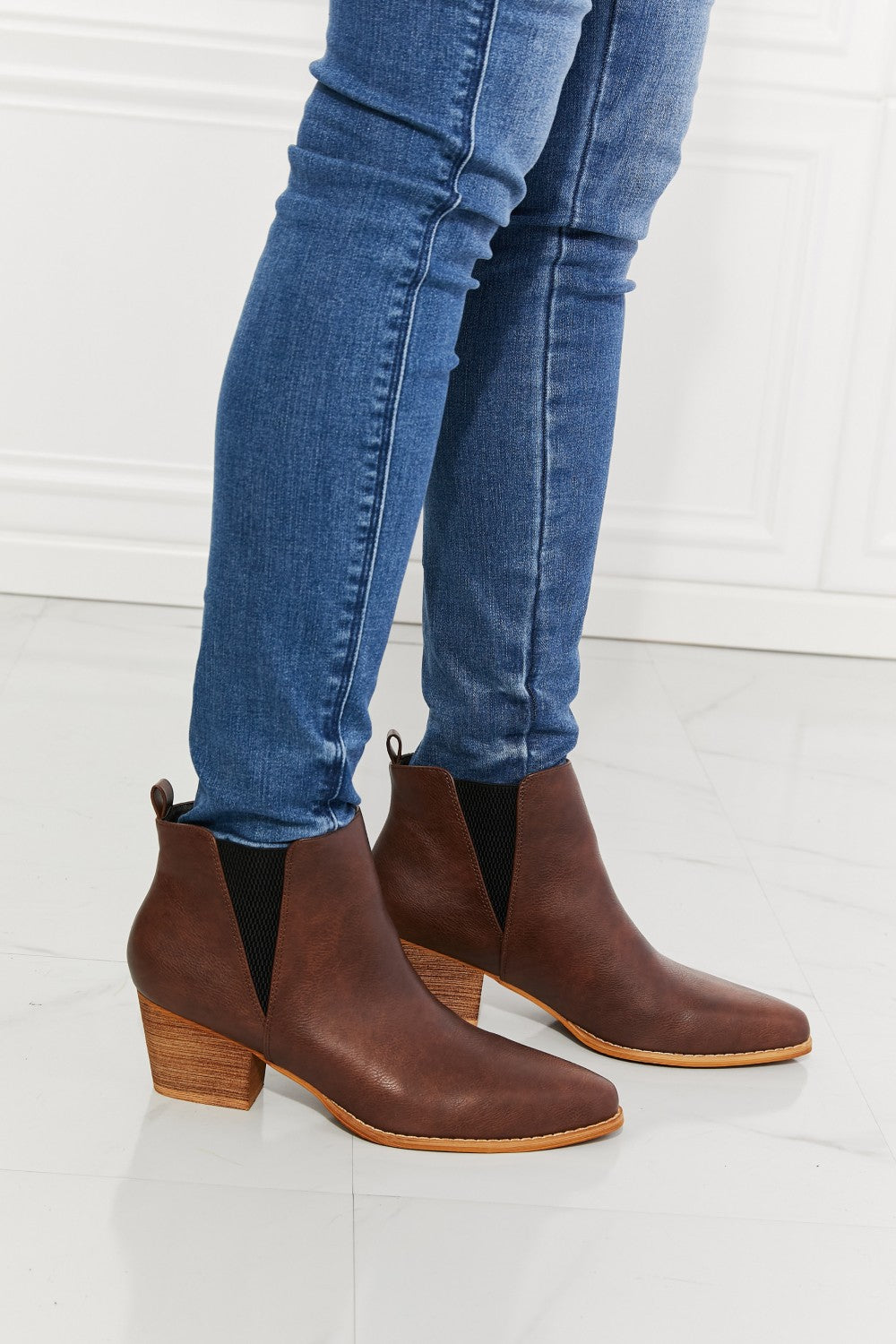 Leona - Point Toe Bootie in Chocolate