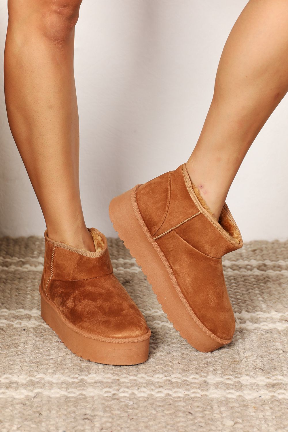 Noel - Legend Fleece Lined Chunky Platform Mini Boots (Camel)