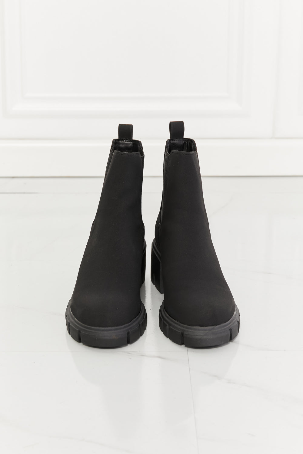 Betty - Chunky Sole Chelsea Boots (Black)
