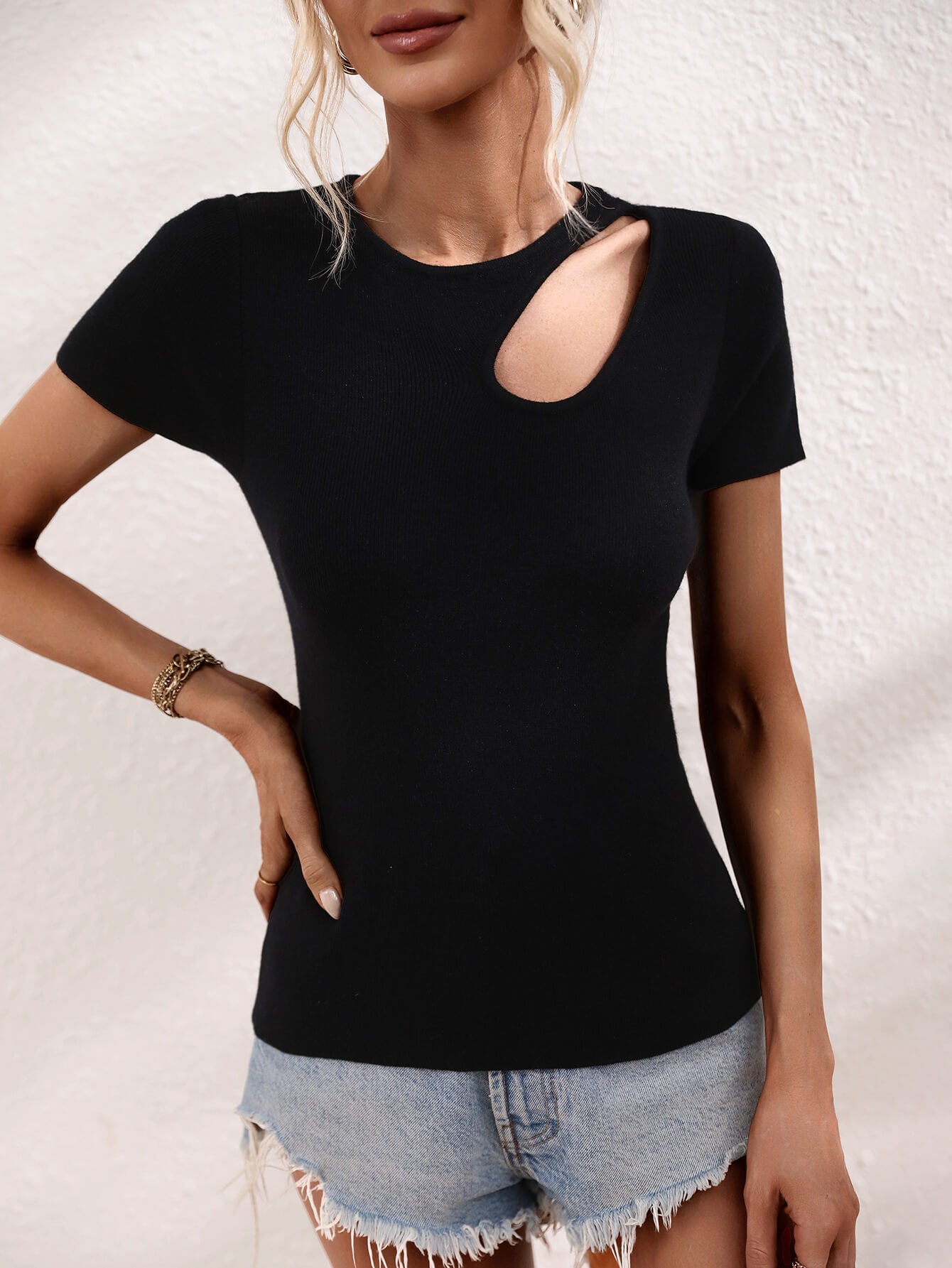 Blaire - Collar Cutout Knit Top