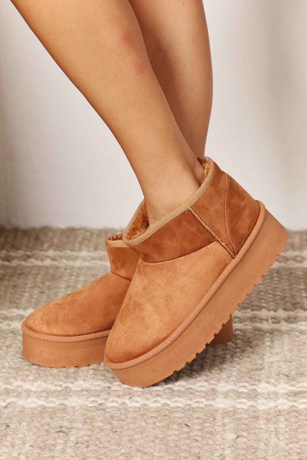 Noel - Legend Fleece Lined Chunky Platform Mini Boots (Camel)