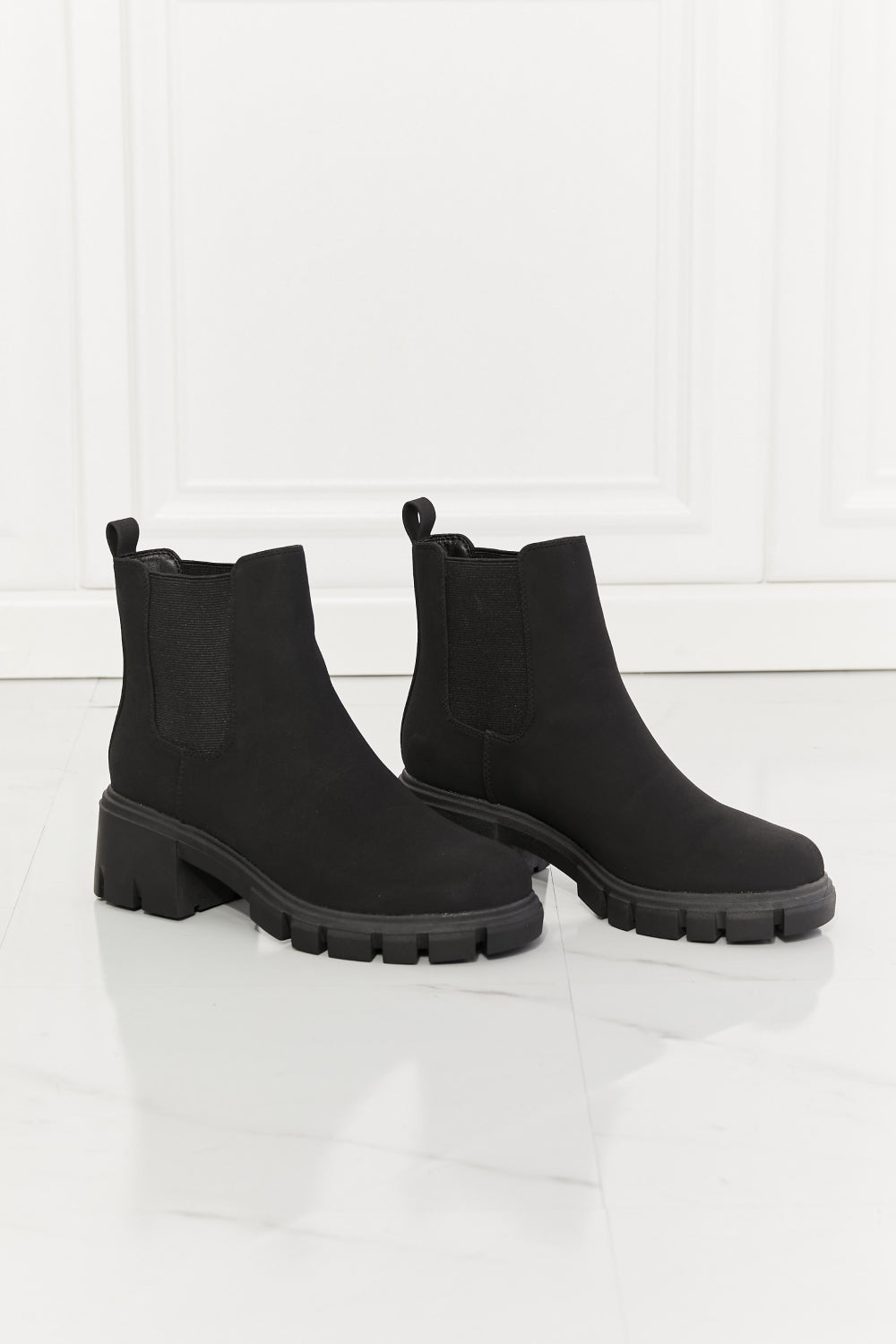 Betty - Chunky Sole Chelsea Boots (Black)
