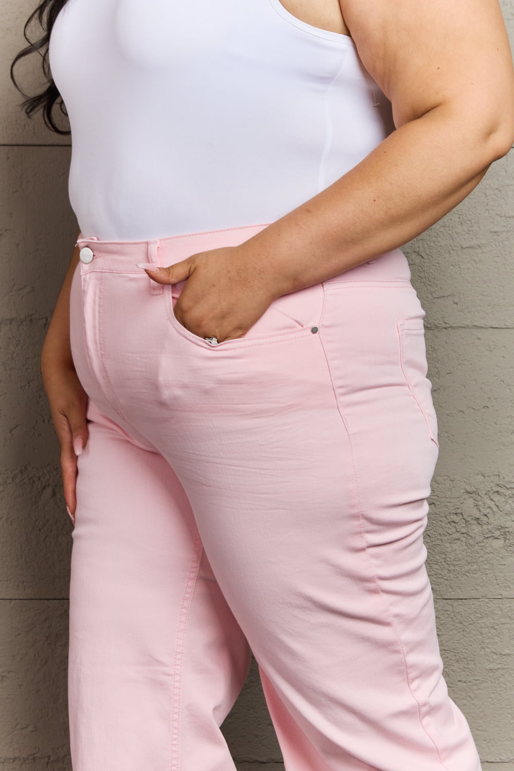 Raelene - High Waist Wide Leg Jeans in Light Pink