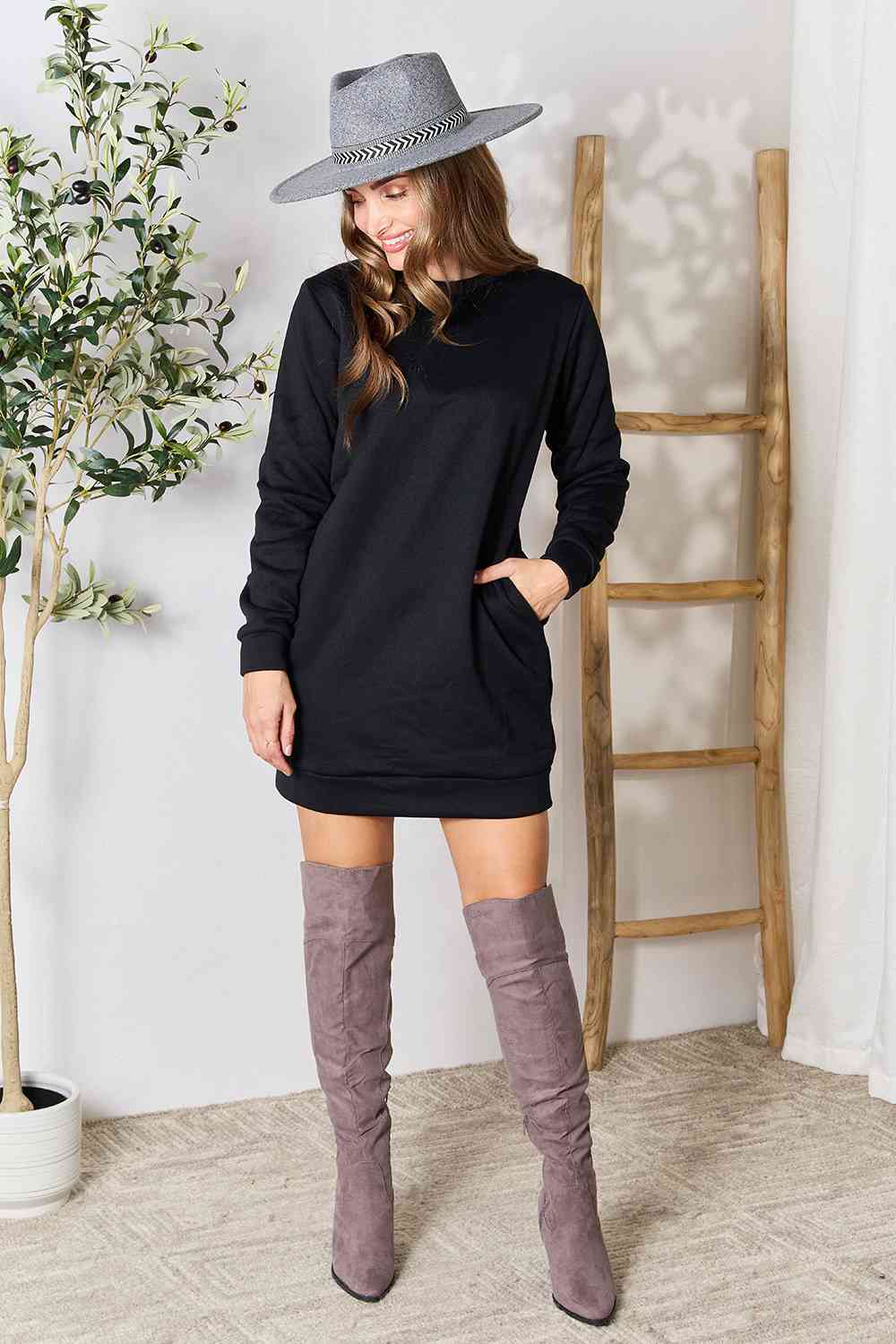 Deedee - Round Neck Long Sleeve Mini Dress with Pockets