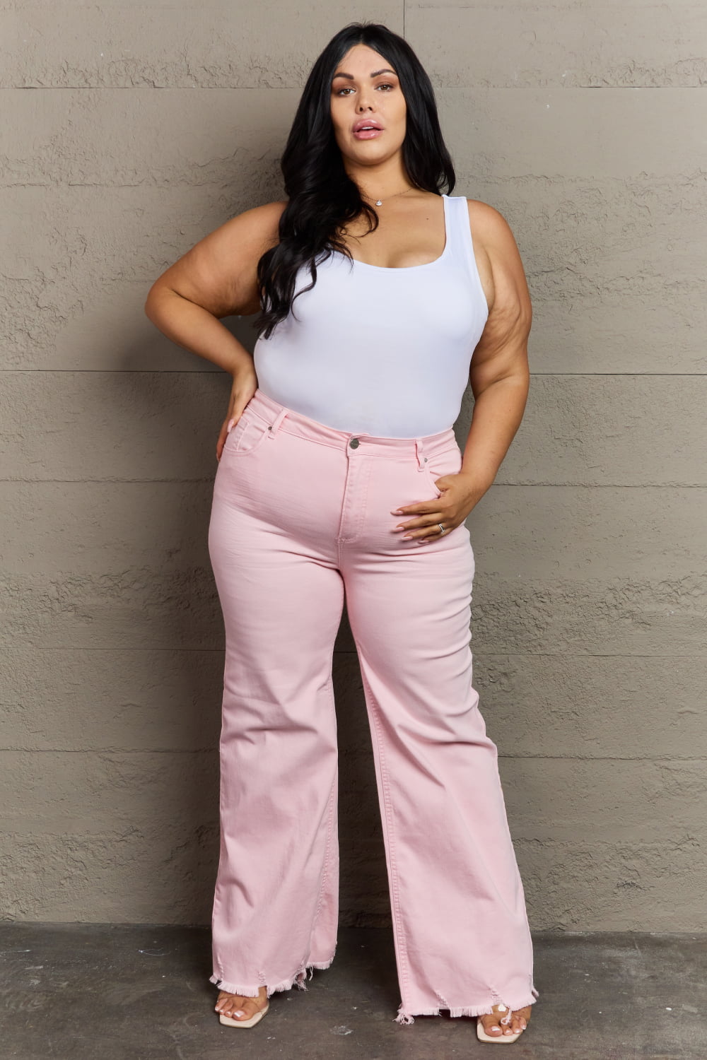 Raelene - High Waist Wide Leg Jeans in Light Pink